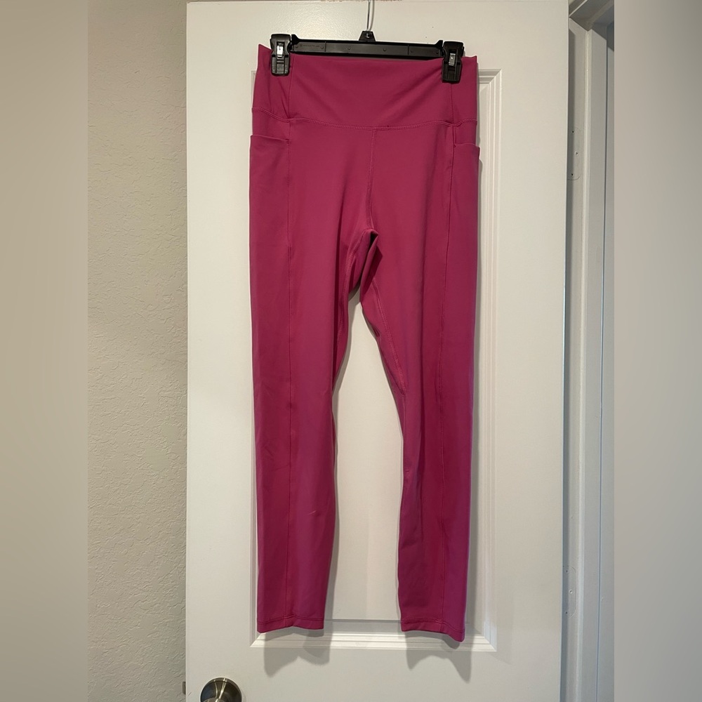 Amazing size small 4-6 leggings
